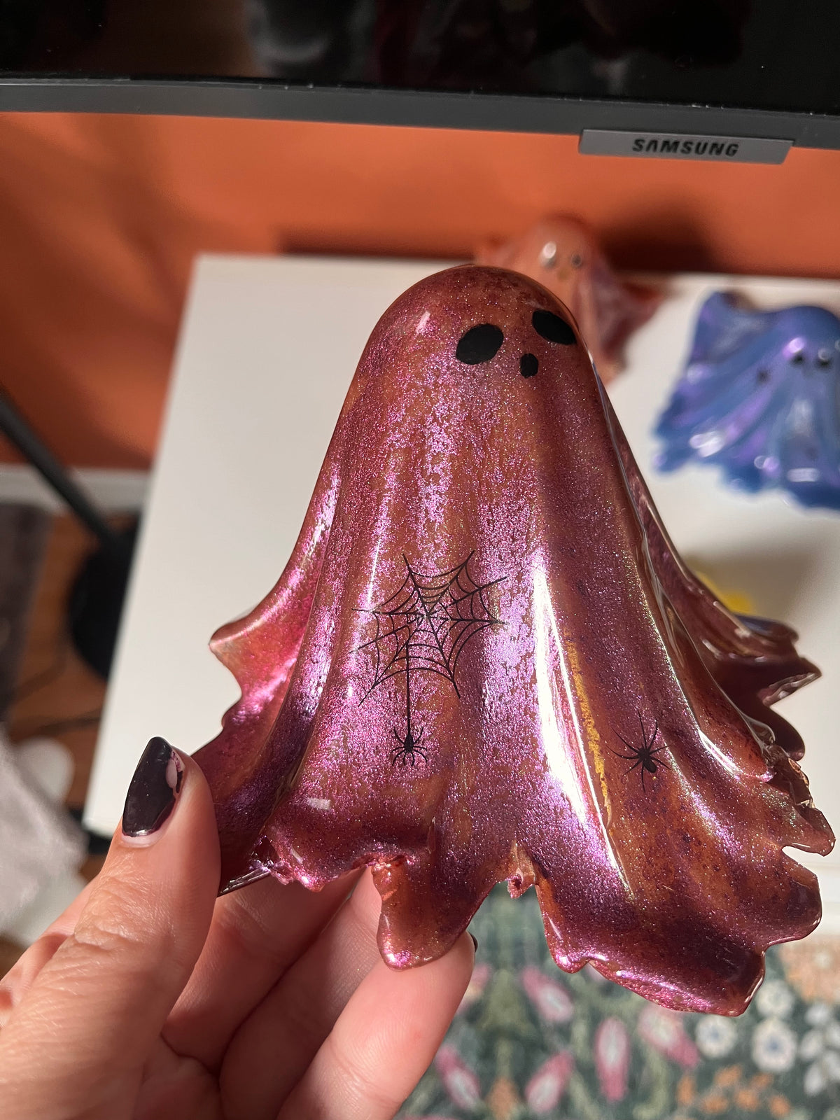 Maroon Spider Ghost