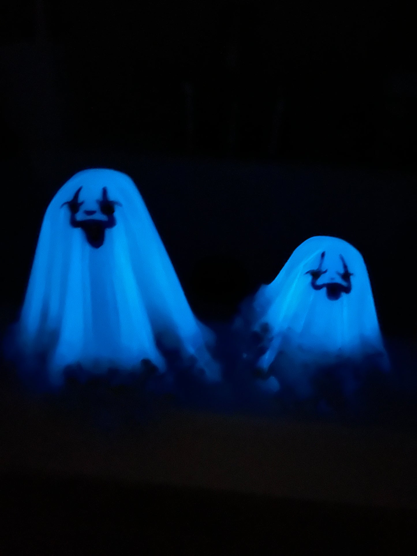 Glow in the Dark "It" Ghosts