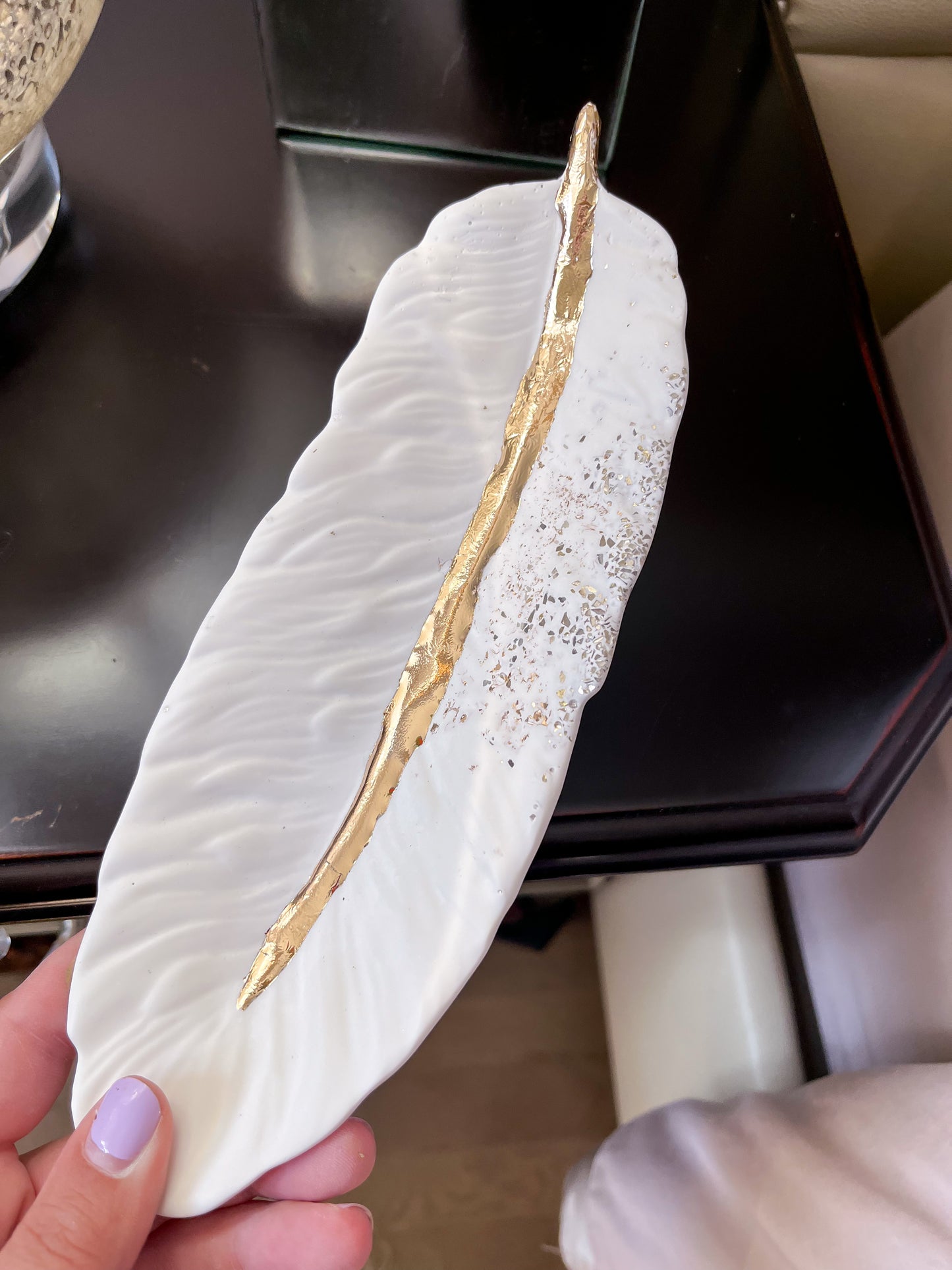 Feather Dish