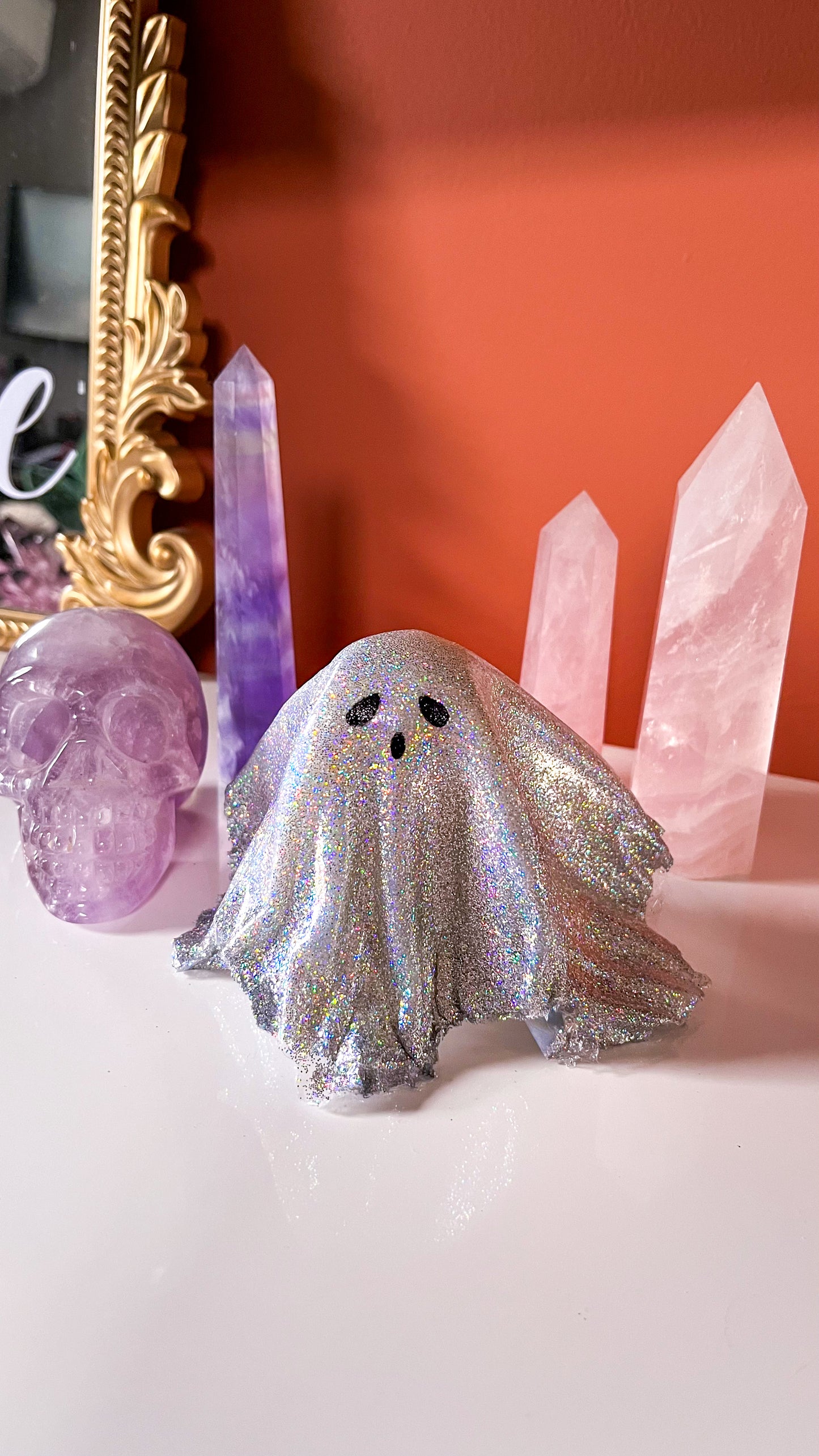Holographic Ghost