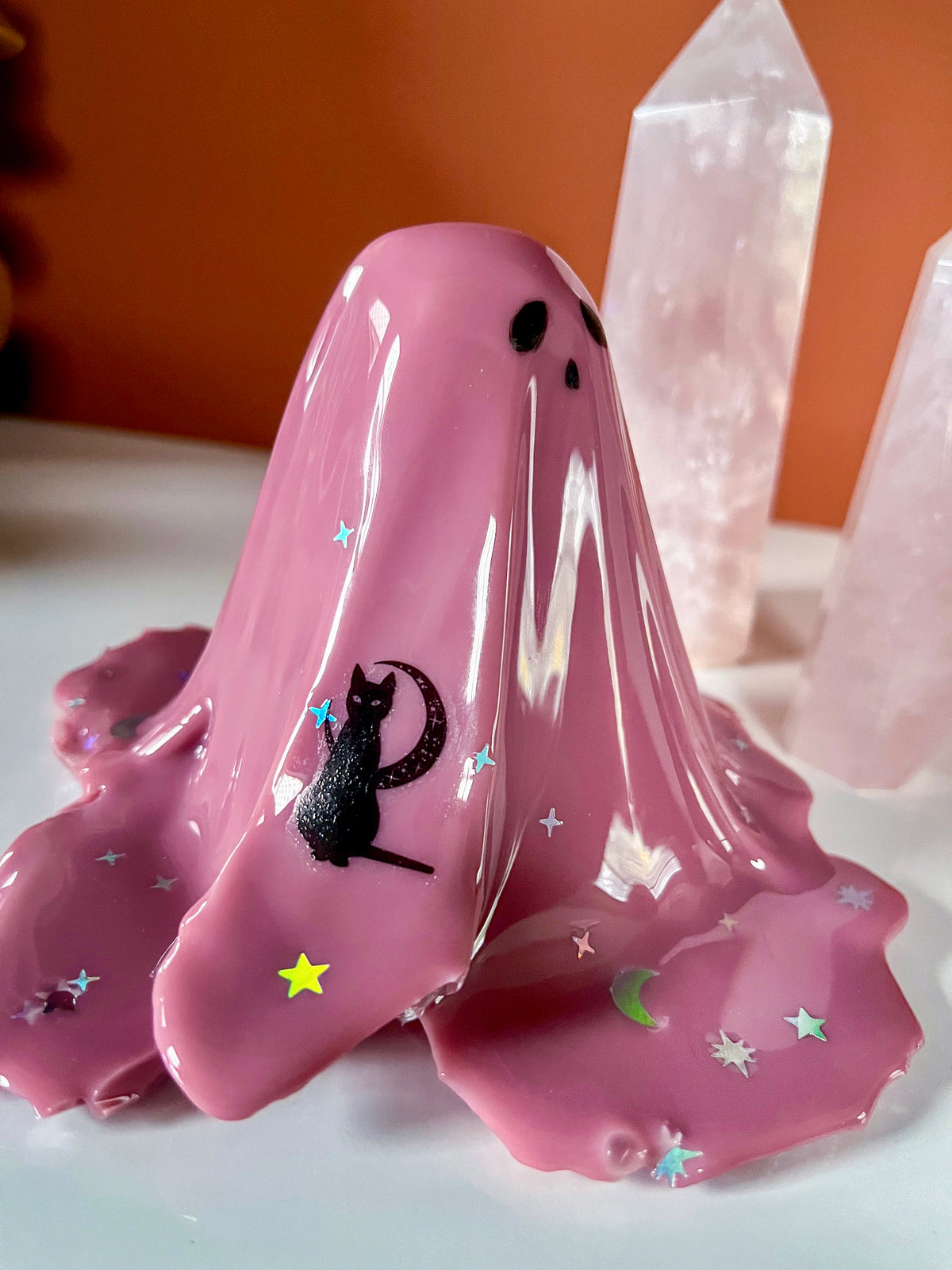 Mauve Ghost